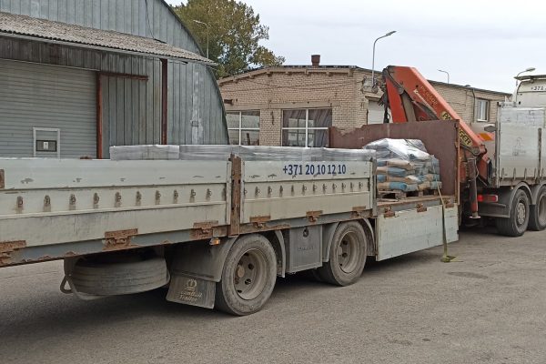 paving slabs delivery in lv